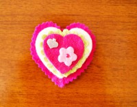 Ref 996   Broche especial corazón