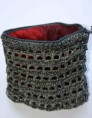 Ref 029  Bolsita de ganchillo con detalles con chapas de latas
